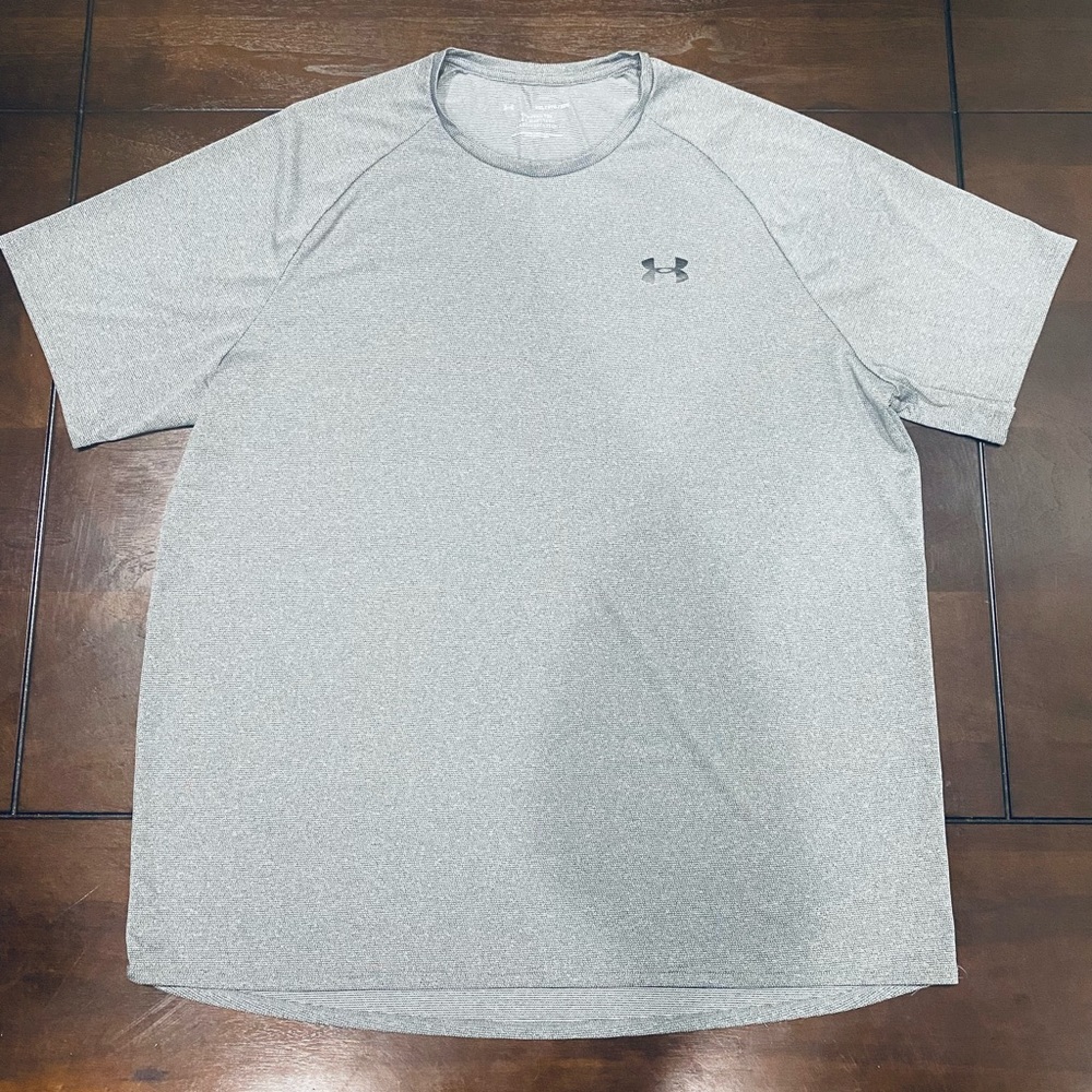 Men’s Under Armour Shirt